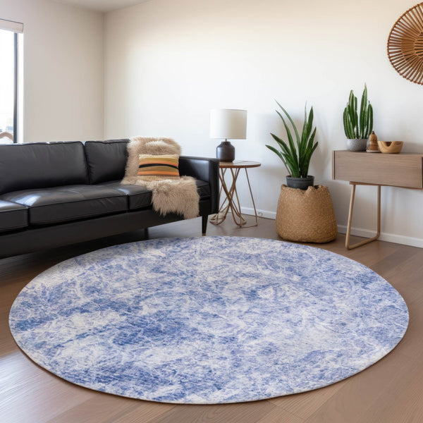 HomeRoots 8' Blue And Ivory Abstract Round Rug - Washable, UV Protected, Stylish & Durable for Every Room 648787
