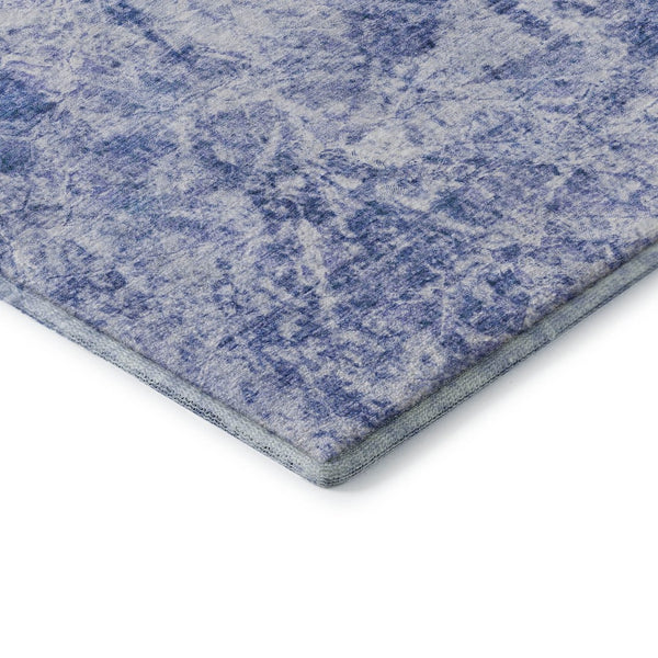 HomeRoots 8' Blue And Ivory Abstract Round Rug - Washable, UV Protected, Stylish & Durable for Every Room 648787