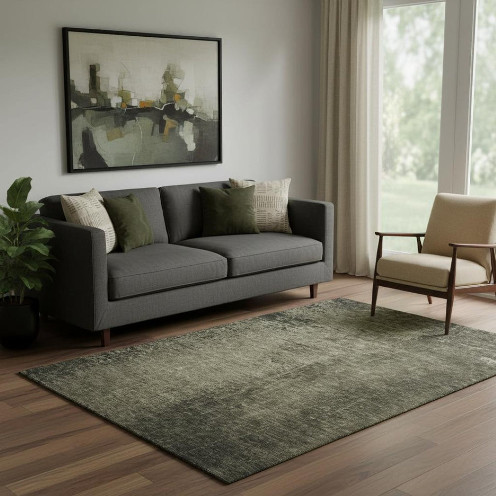 HomeRoots 5' Gray and Silver Abstract Washable Area Rug – Durable, Stylish, UV Protected for Family Spaces 648804
