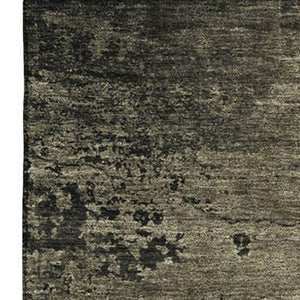 HomeRoots 8' X 10' Gray And Silver Abstract Washable Area Rug with UV Protection for High-Traffic Spaces 648806
