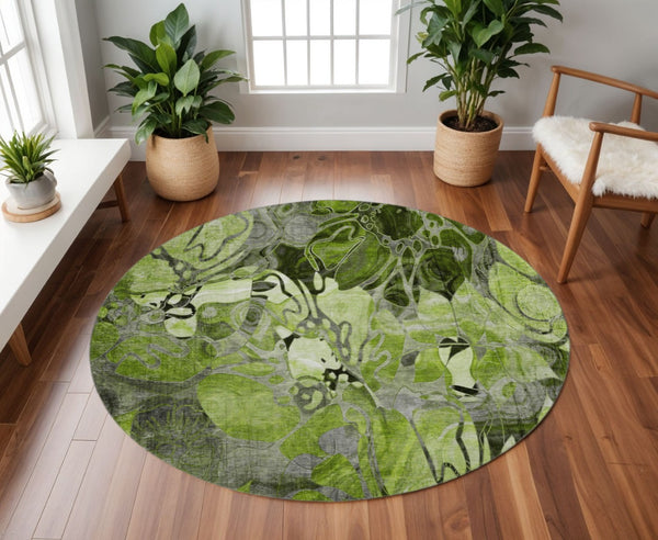 HomeRoots 8' Round Floral Rug in Fern Green & Gray - Washable, UV Protected, Ideal for Family Homes & Decor 648979