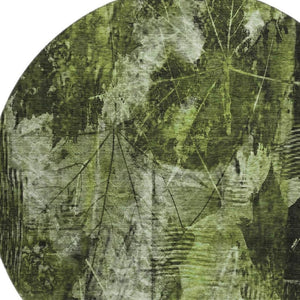 HomeRoots 8' Green and Ivory Washable Round Floral Rug - Stain Resistant, UV Protected, Perfect for Busy Homes! 649069