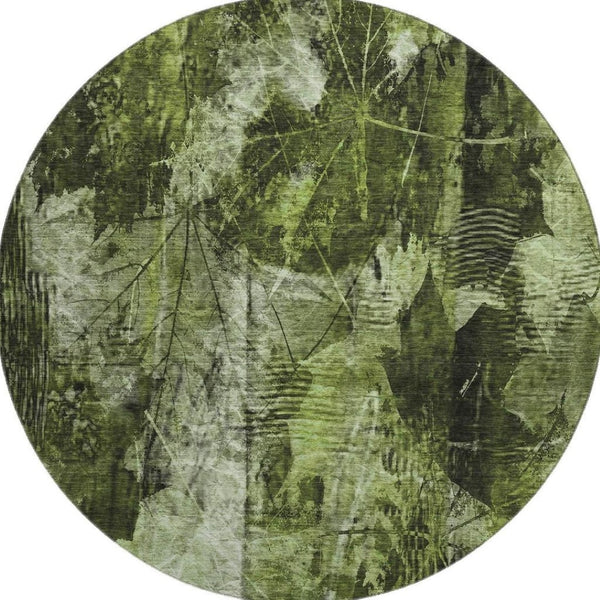 HomeRoots 8' Green and Ivory Washable Round Floral Rug - Stain Resistant, UV Protected, Perfect for Busy Homes! 649069