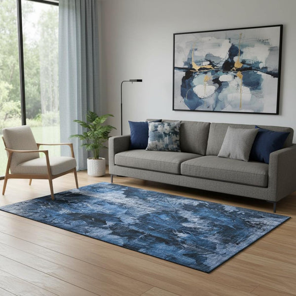 HomeRoots 5' X 8' Navy Blue & Ivory Floral Area Rug - Washable, UV Protected, Perfect for Homes with Kids & Pets 649074