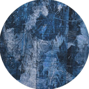 HomeRoots 8' Navy Blue Floral Washable Round Area Rug - Stain Resistant, UV Protected, Perfect for Any Home 649075