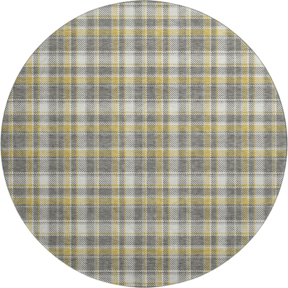 HomeRoots 8' Gray Gold and Ivory Plaid Washable Round Rug - Durable, Stain-Resistant, UV Protected Comfort! 649435