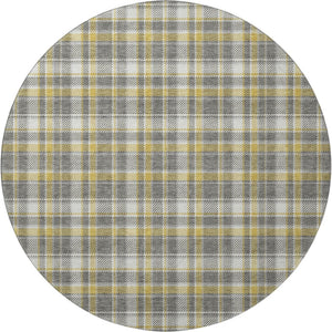 HomeRoots 8' Gray Gold and Ivory Plaid Washable Round Rug - Durable, Stain-Resistant, UV Protected Comfort! 649435