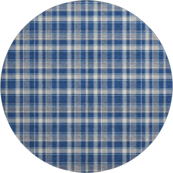 HomeRoots 8' Navy Blue and Ivory Plaid Round Rug – Washable, UV Protected, Ideal for High Traffic Homes! 649447