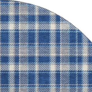 HomeRoots 8' Navy Blue and Ivory Plaid Round Rug – Washable, UV Protected, Ideal for High Traffic Homes! 649447