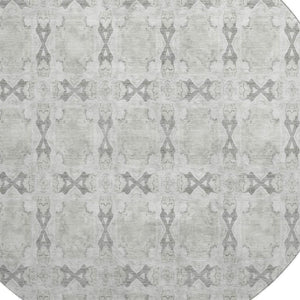 HomeRoots 8' Ivory and Gray Floral Medallion Round Rug - Washable, UV-Protected, Durable for Busy Homes 649495