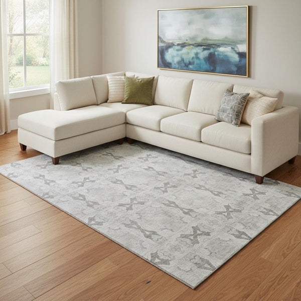 HomeRoots 10' Elegant Ivory & Gray Floral Medallion Area Rug – Washable, UV-Protected, & Stain Resistant Design 649498