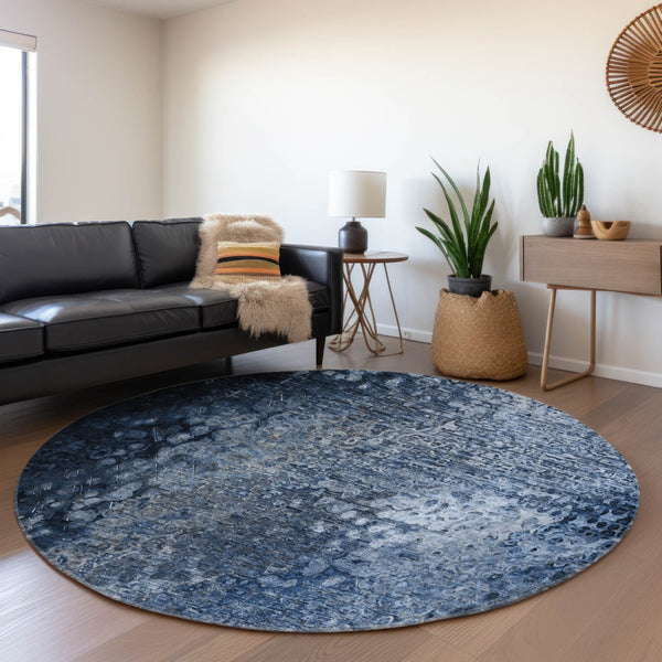 HomeRoots 8' Blue And Ivory Abstract Round Rug – Washable, UV Protected, Durable, Soft & Stylish for Any Space 649531