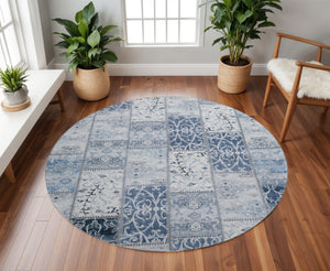 HomeRoots 8' Denim Blue & Ivory Patchwork Round Rug - Washable, UV Protected, Stain Resistant for High-Traffic Areas 649561