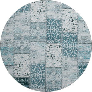 HomeRoots 8' Teal and Ivory Patchwork Round Rug - Washable, UV-Protected, Durable for Indoors & Patios 649591