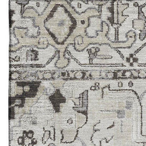 HomeRoots 5' X 8' Ivory & Gray Washable Oriental Area Rug - Durable, Soft, UV Protected, Perfect for Family Homes 649710