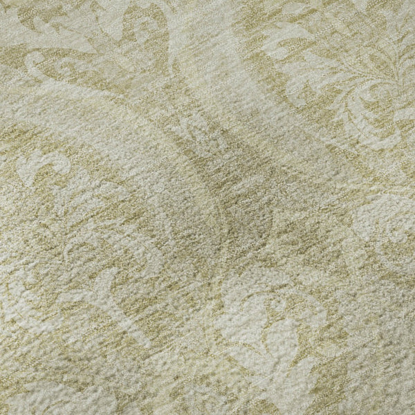 HomeRoots 8' Beige and Ivory Floral Round Rug - Stylish, Washable, UV-Protected, Stain-Resistant Home Decor 649771