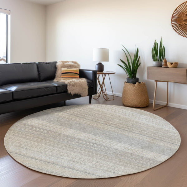 HomeRoots 8' Ivory and Beige Striped Washable Round Rug - Stain Resistant, UV Protected, Perfect for Any Space 649939