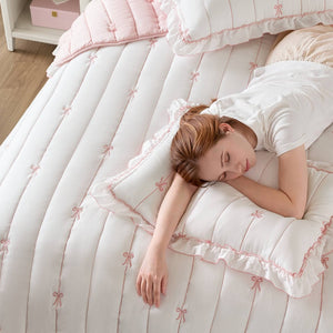 English Elm 3-piece Reversible Microfiber Quilt Set Bow Embroidery Ruffled Trim Romantic Bedroom Pink+White B035P482881