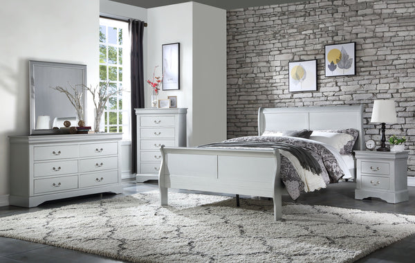 English Elm Louis Philippe Platinum Finish 2-Piece Bedroom Set: Elegant Queen Sleigh Bed & Nightstand Combo B2726S00174
