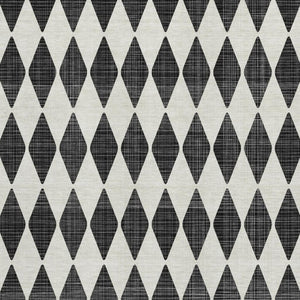 HomeRoots 5' X 8' Stylish Black and Ivory Diamond Area Rug – Washable, Durable, UV-Protected & Pet Friendly! 650022