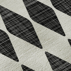 HomeRoots 8' Black And Ivory Diamond Round Rug – UV Protected, Stain-Resistant, Machine-Washable Perfection! 650023