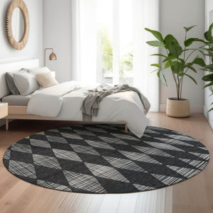 HomeRoots 8' Charcoal and Ivory Diamond Washable Round Rug - Durable, UV-Protected, Ideal for Kids & Pets! 650041