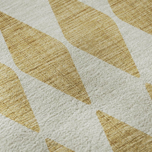 HomeRoots 8' Gold And Ivory Diamond Round Rug - Washable, UV-Protected, Durable for High-Traffic Areas 650053