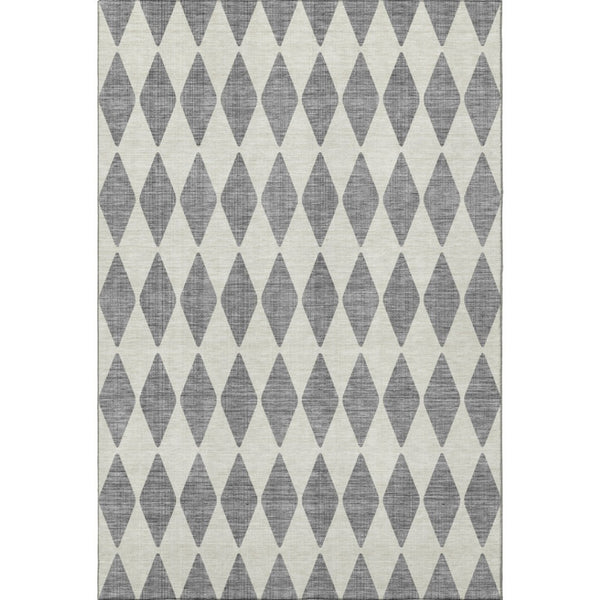HomeRoots 5' X 8' Gray Diamond Area Rug - Washable, UV-Protected, Durable Design for High-Traffic Homes 650058
