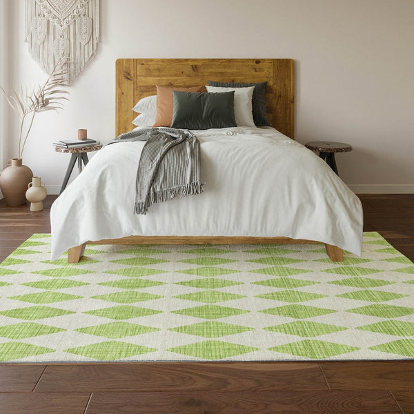 HomeRoots 5' Stylish Lime Green & Ivory Diamond Area Rug - Washable, UV Protected, Stain Resistant, Durable 650064