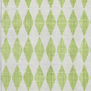 HomeRoots 5' Stylish Lime Green & Ivory Diamond Area Rug - Washable, UV Protected, Stain Resistant, Durable 650064