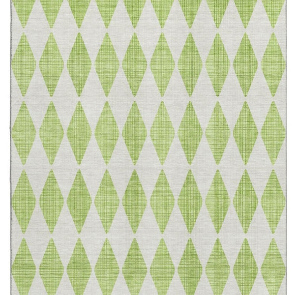 HomeRoots 5' Stylish Lime Green & Ivory Diamond Area Rug - Washable, UV Protected, Stain Resistant, Durable 650064