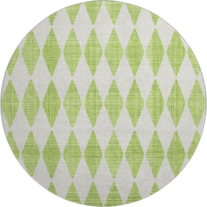 HomeRoots 8' Lime Green & Ivory Diamond Round Rug - Washable, UV-Protected, Stain-Resistant for Busy Homes 650065