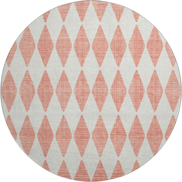 HomeRoots 8' Salmon and Ivory Diamond Washable Round Rug – Stain-Resistant, UV-Protected, Perfect for Homes! 650113