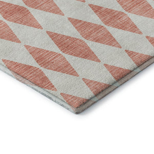 HomeRoots 8' Salmon and Ivory Diamond Washable Round Rug – Stain-Resistant, UV-Protected, Perfect for Homes! 650113