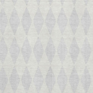 HomeRoots 5' X 8' Silver and Ivory Diamond Area Rug - Washable, UV Protected, Stylish & Durable for Any Room 650118