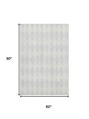 HomeRoots 5' X 8' Silver and Ivory Diamond Area Rug - Washable, UV Protected, Stylish & Durable for Any Room 650118