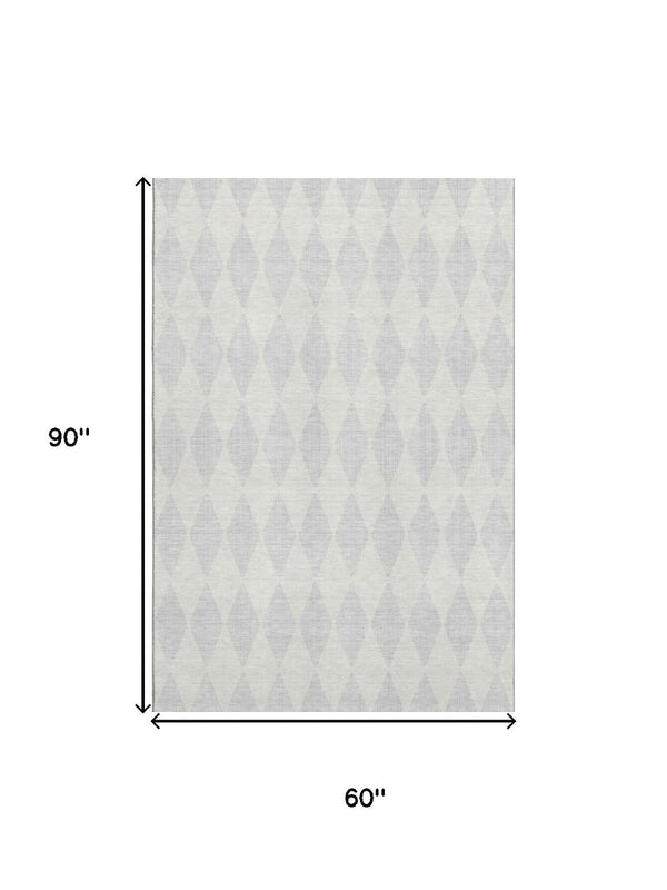 HomeRoots 5' X 8' Silver and Ivory Diamond Area Rug - Washable, UV Protected, Stylish & Durable for Any Room 650118
