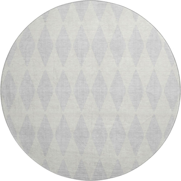 HomeRoots 8' Silver And Ivory Diamond Round Rug - Washable, UV Protected, Stain Resistant for High-Traffic Areas 650119