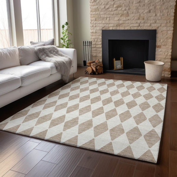 HomeRoots 5' X 8' Taupe & Ivory Diamond Area Rug - Stylish, UV-Protected, Washable, Perfect for High-Traffic Spaces 650130
