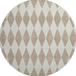 HomeRoots 8' Taupe and Ivory Diamond Round Rug – Washable, UV-Protected, Perfect for High-Traffic Areas! 650131