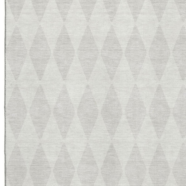 HomeRoots 8' X 10' Stylish Ivory & Beige Diamond Washable Area Rug with UV Protection for Homes & Pets 650138