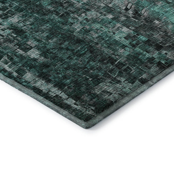 HomeRoots 8' Modern Teal and Gray Abstract Washable Round Rug - Durable, UV Protected, Ideal for High-Traffic Areas 650257