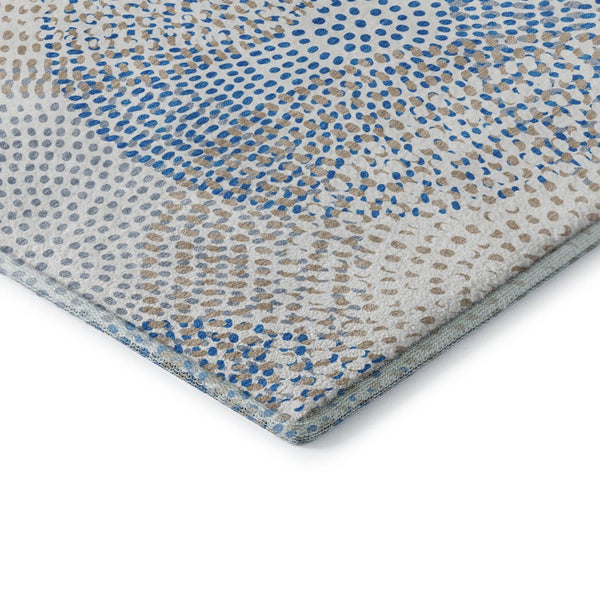 HomeRoots 8' Ivory and Blue Abstract Round Rug – Washable, UV-Protected, Durable for Families & Pets! 650365