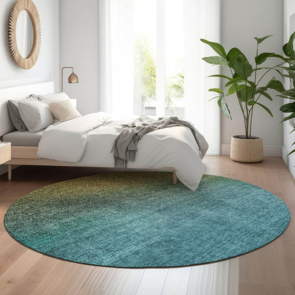 HomeRoots 8' Brown And Blue Ombre Round Rug - Durable, Washable, UV Protected for Modern Spaces & High Traffic Areas 650371