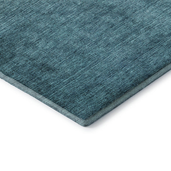 HomeRoots 8' Brown And Blue Ombre Round Rug - Durable, Washable, UV Protected for Modern Spaces & High Traffic Areas 650371