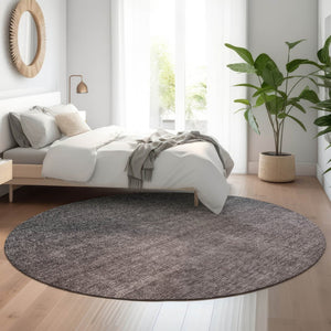 HomeRoots 8' Gray and Brown Ombre Round Rug - Stylish, Washable, UV-Protected, Perfect for High-Traffic Spaces 650383