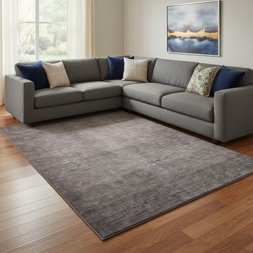 HomeRoots 8' X 10' Gray Ombre Area Rug - Washable, UV Protected & Stain Resistant for Modern Living Spaces 650384