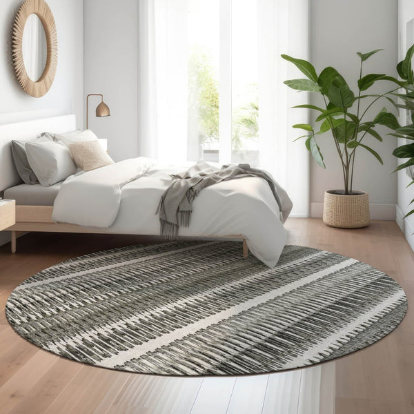 HomeRoots 8' Gray And Ivory Striped Washable Round Rug – Durable, UV-Protected, Perfect for High-Traffic Areas 650479