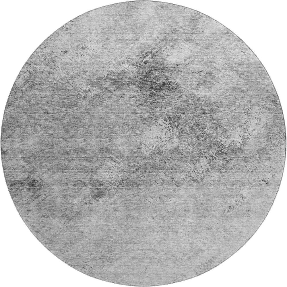 HomeRoots 8' Silver and Gray Abstract Round Rug - Washable, Stain Resistant, UV Protected for Busy Homes 650527