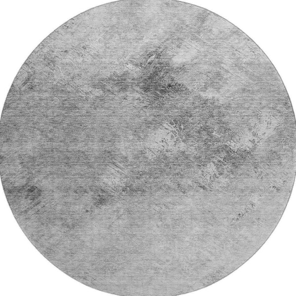 HomeRoots 8' Silver and Gray Abstract Round Rug - Washable, Stain Resistant, UV Protected for Busy Homes 650527